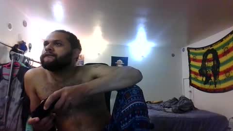 Snapshot of lightskinned666 chatting on 10-13-25, 04:07 lightskinned666 online show from 10-13-25, 04:07