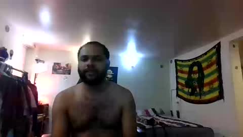 Snapshot of lightskinned666 chatting on 10-14-25, 04:13 lightskinned666 online show from 10-14-25, 04:13