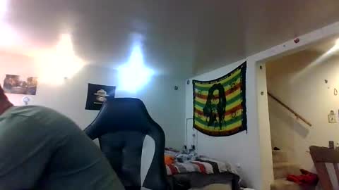 Snapshot of lightskinned666 chatting on 10-24-25, 03:03 lightskinned666 online show from 10-24-25, 03:03