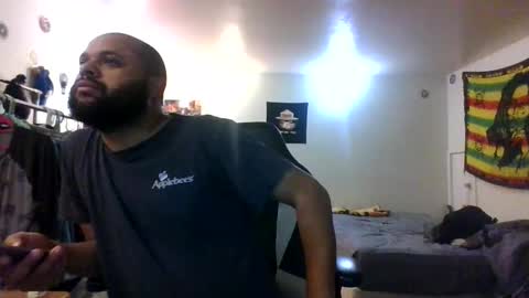 Snapshot of lightskinned666 chatting on 11-02-25, 02:41 lightskinned666 online show from 11-02-25, 02:41