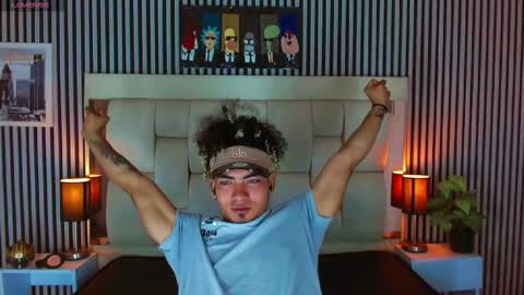 Lihan online show from 10-26-25, 01:17