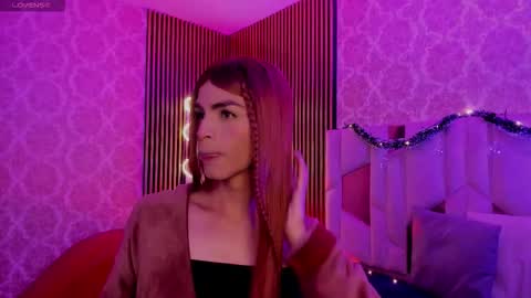 LIHIAN online show from 11-23-25, 03:50