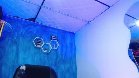 Daniel online show from 02-04-25, 03:57