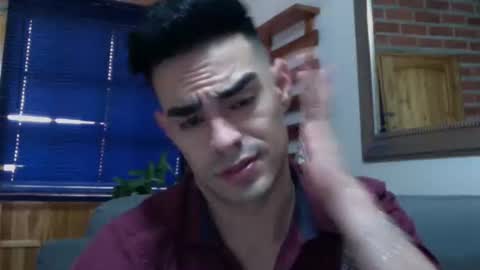 liiam online show from 11-30-25, 09:08