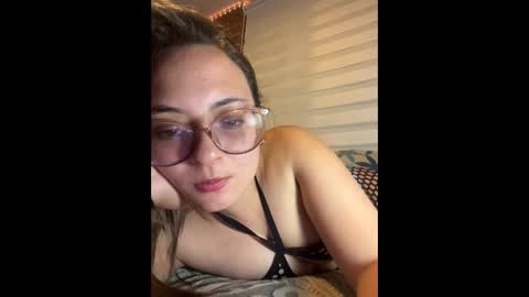 liilaaaa23 online show from 10-23-25, 11:35