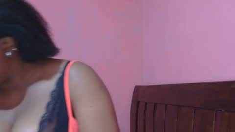 Lily online show from 09-12-25, 11:54
