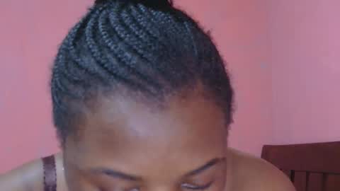 Lily online show from 10-24-25, 09:55