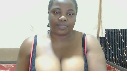 Snapshot of liilcutiee chatting on 07-24-26, 09:24 Lily online show from 07-24-26, 09:24