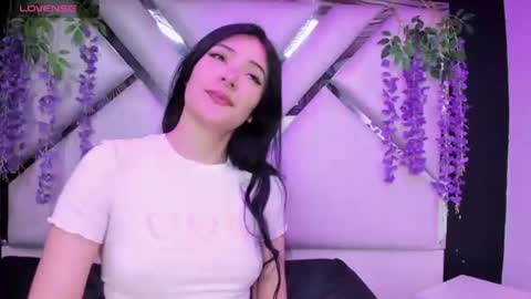 Brittany online show from 07-25-26, 04:26