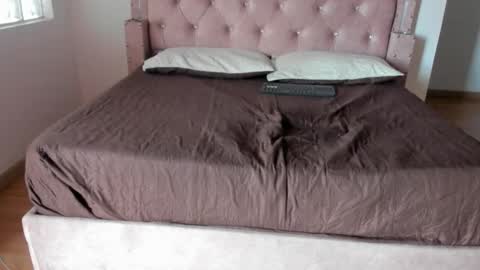 Valery  online show from 01-31-26, 07:11