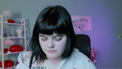 lika_pop online show from 02-25-26, 08:29