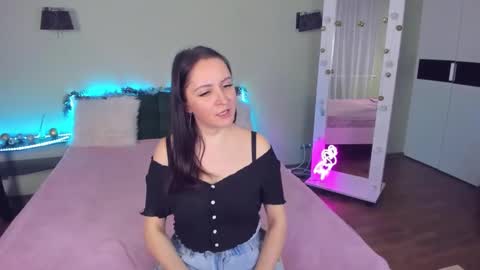 Lika online show from 01-16-25, 04:28