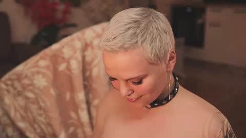 likaaberry online show from 10-30-25, 07:58