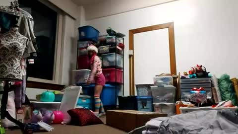 LikeMyAshe online show from 12-18-24, 07:36