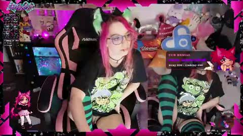 Snapshot of likemyashe chatting on 07-13-26, 04:48 LikeMyAshe online show from 07-13-26, 04:48