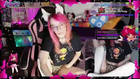 Snapshot of likemyashe chatting on 07-17-26, 06:31 LikeMyAshe online show from 07-17-26, 06:31