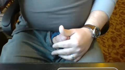 Snapshot of likestobewatchedm chatting on 03-01-25, 04:00 N online show from 03-01-25, 04:00