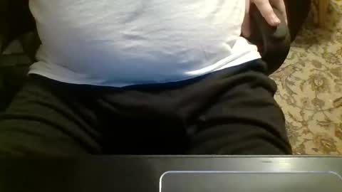 Snapshot of likestobewatchedm chatting on 04-15-26, 01:23 N online show from 04-15-26, 01:23
