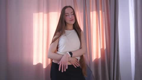 Snapshot of likitylana chatting on 05-07-26, 05:13 Lisa online show from 05-07-26, 05:13