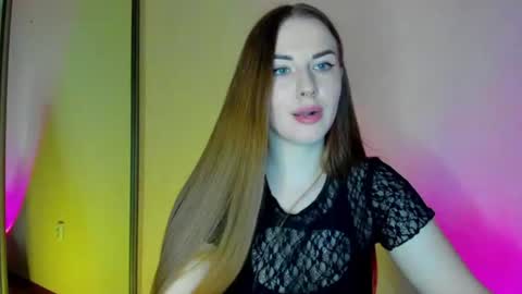 Snapshot of lil___dii chatting on 06-12-26, 05:56 didi online show from 06-12-26, 05:56
