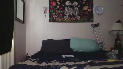 lil_bit_midnightmuse online show from 03-29-26, 05:02