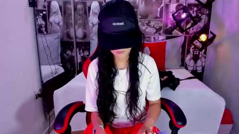 Snapshot of lil_cey chatting on 09-20-25, 07:37 Lili Cey online show from 09-20-25, 07:37