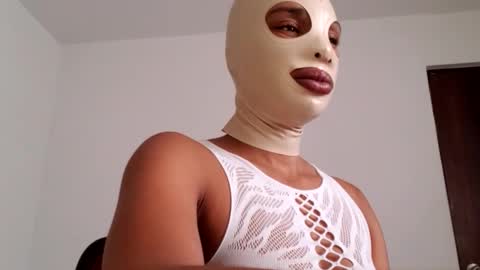 Snapshot of lil_ith chatting on 02-18-26, 02:35 Lilith online show from 02-18-26, 02:35