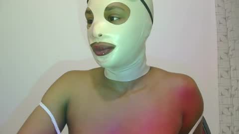 Snapshot of lil_ith chatting on 06-17-26, 02:47 Lilith online show from 06-17-26, 02:47