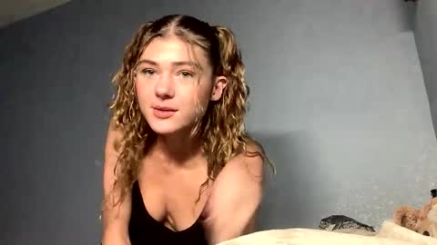 lil_luca online show from 10-21-25, 01:17