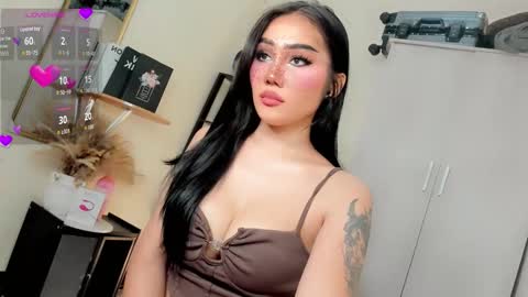 Miss Lily online show from 10-30-25, 08:42