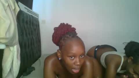 lil_meg online show from 03-04-26, 06:41