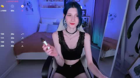 Melanie  Follow me  online show from 06-05-26, 04:02