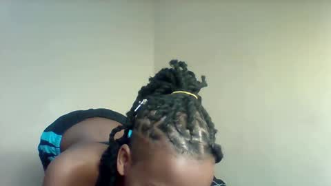 Lil miss online show from 11-11-25, 01:16