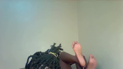 Lil miss online show from 11-19-25, 01:05