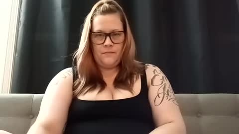 Snapshot of lil_nelli8 chatting on 10-04-25, 06:44 lil_nelli8 online show from 10-04-25, 06:44