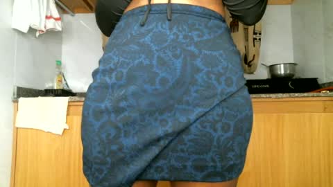 Snapshot of lil_paula chatting on 06-24-26, 05:17 serenity online show from 06-24-26, 05:17
