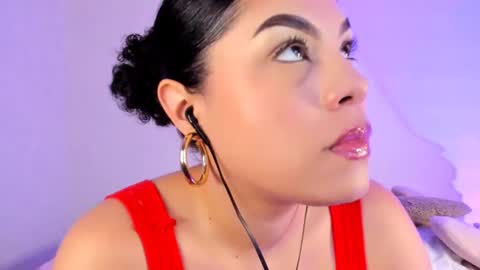 Lola online show from 10-06-25, 01:14