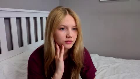 Emma online show from 03-14-26, 03:23