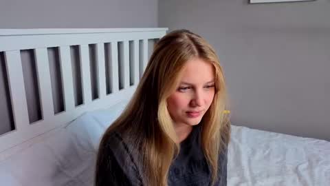 Emma online show from 03-23-26, 06:39