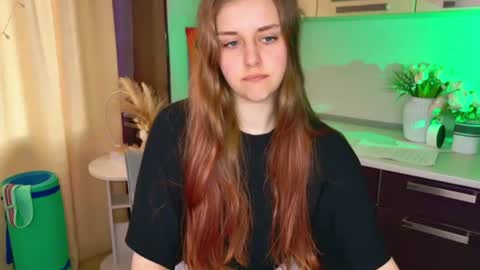 LilaSparkling online show from 06-17-26, 10:06
