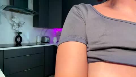 Snapshot of lilbeccaxo chatting on 07-30-26, 01:32 Rebecca online show from 07-30-26, 01:32