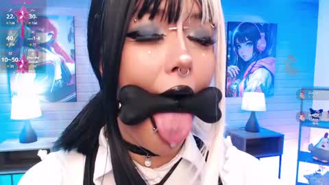 lilcandy19 online show from 06-20-26, 11:46