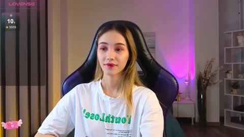 Hi im Yuki online show from 11-13-25, 10:03