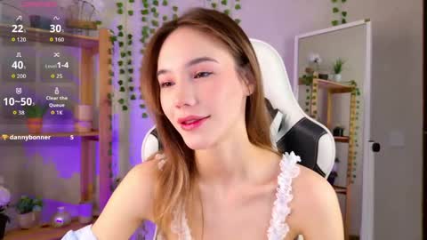 Hi im Yuki online show from 04-21-26, 11:16