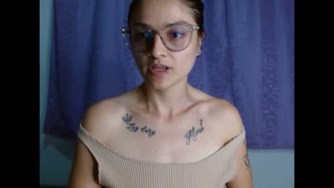 Valeri Villalobos  IG villa lobosvaleri online show from 06-30-26, 01:06