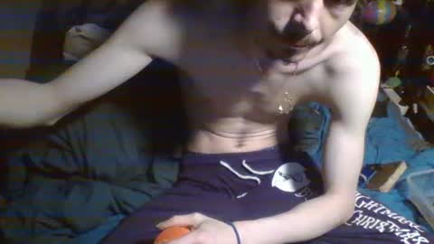 Snapshot of lildman420 chatting on 07-12-26, 05:42 lildman420 online show from 07-12-26, 05:42