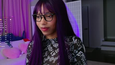 Snapshot of lileviemarie chatting on 12-13-24, 02:32 evie online show from 12-13-24, 02:32