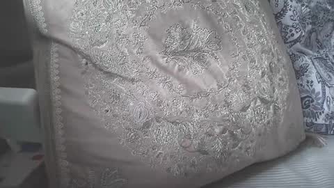 Snapshot of lilginge1 chatting on 10-02-25, 01:51 lilginge1 online show from 10-02-25, 01:51