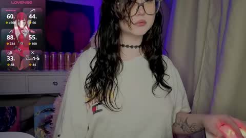 Nika and Lori online show from 04-30-26, 10:36