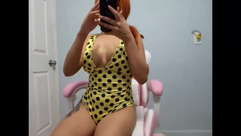 lili848744 online show from 06-06-26, 10:58